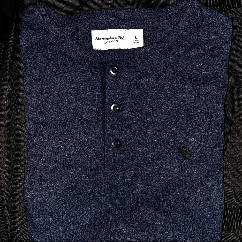 Abercrombie navy blue long sleeve